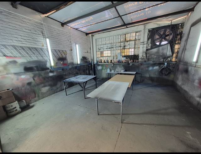 1,000M² WAREHOUSE FOR SALE IN BENROSE